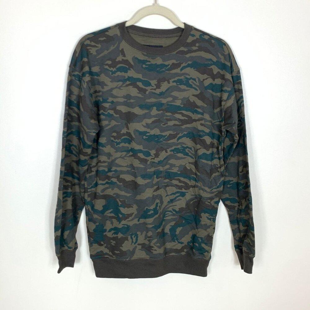 Original Use Camo Green Pullover Knit‎ Top Small